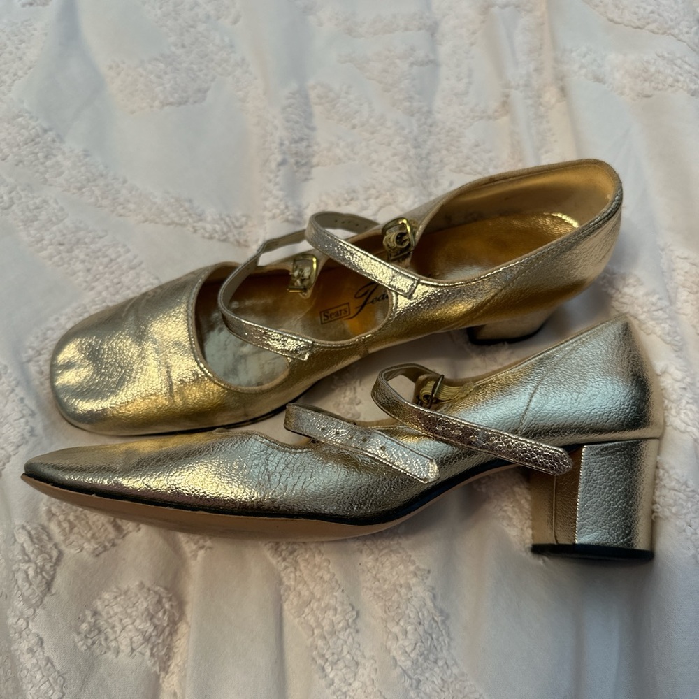 Sears gold double strap block heel